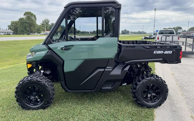 2025 Can-Am® Defender DPS CAB HD9 Compass Green