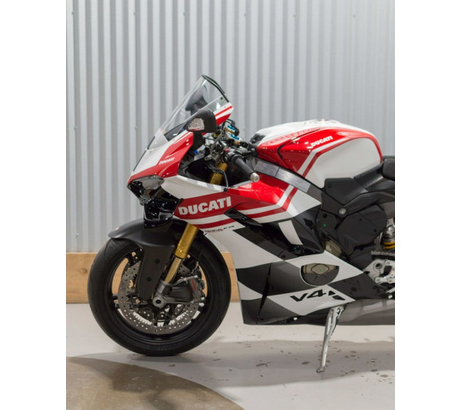 2025 Ducati Panigale V4 Tricolore