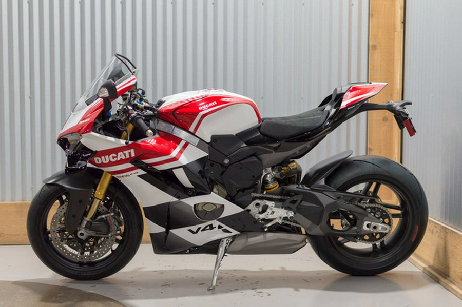 2025 Ducati Panigale V4 Tricolore