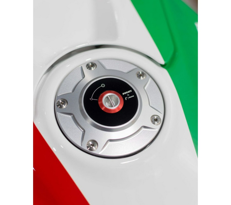 2025 Ducati Panigale V4 Tricolore