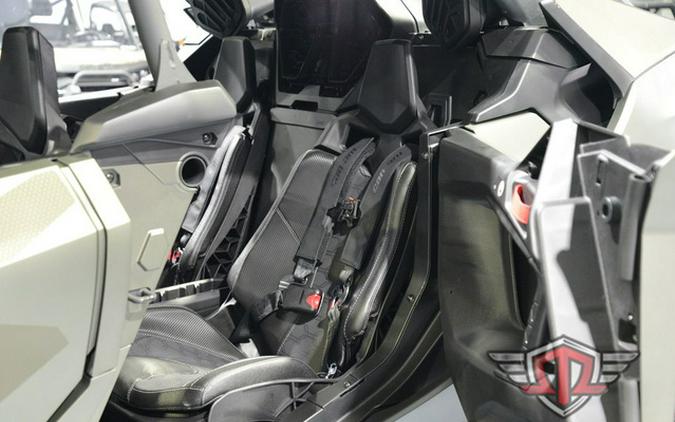 2026 Can-Am Maverick R MAX X Rc With Smart-Shox