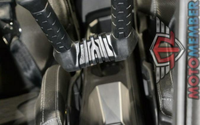 2026 Can-Am Maverick R MAX X Rc With Smart-Shox