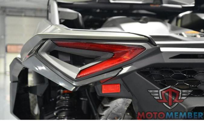 2026 Can-Am Maverick R MAX X rc With Smart-Shox