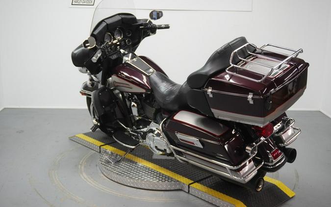 2007 Harley-Davidson® Electra Glide® Classic Black Cherry Pearl & Pewter Pearl