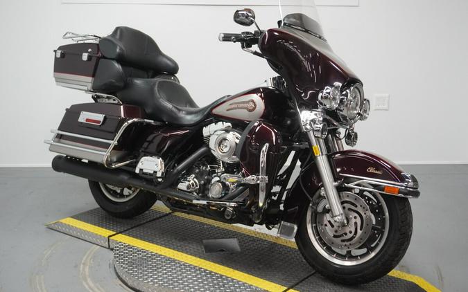 2007 Harley-Davidson® Electra Glide® Classic Black Cherry Pearl & Pewter Pearl