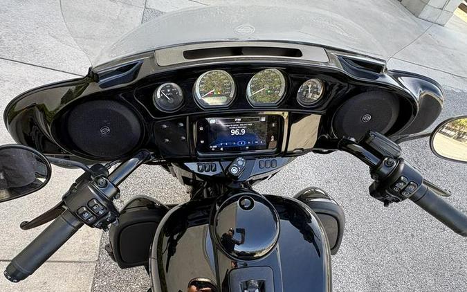 2023 Harley-Davidson® FLHTK - Ultra Limited