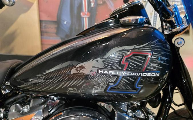 2026 Harley-Davidson Softail FLHC - Heritage Classic