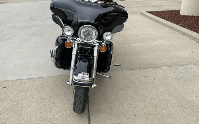 2012 Harley-Davidson® FLHTCU - Electra Glide® Ultra Classic