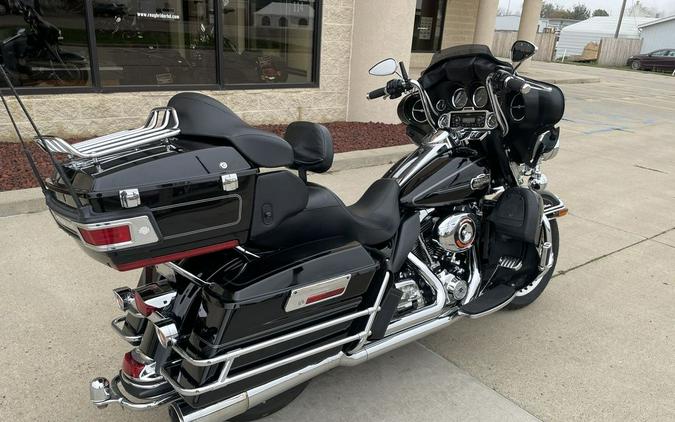 2012 Harley-Davidson® FLHTCU - Electra Glide® Ultra Classic