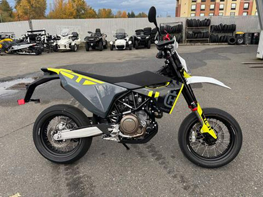 2024 Husqvarna 701 Supermoto