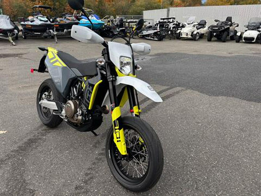 2024 Husqvarna 701 Supermoto