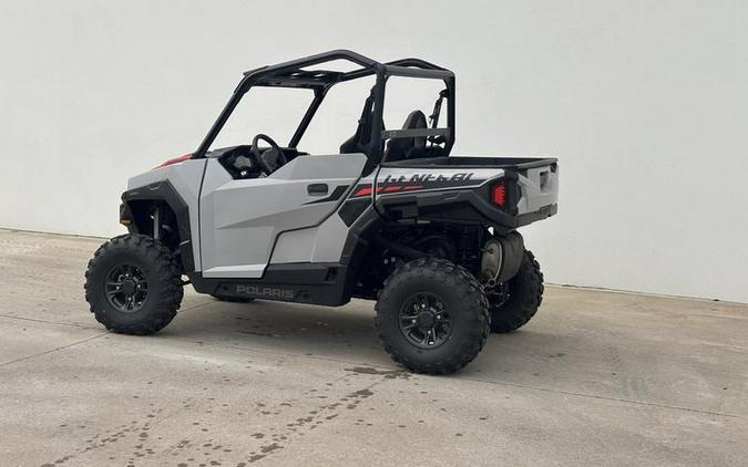 2025 Polaris® General 1000 Sport