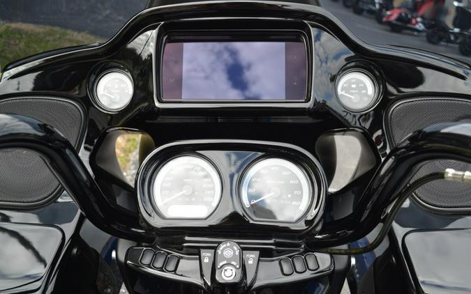 2023 Harley-Davidson® Road Glide® Limited - FLTRK