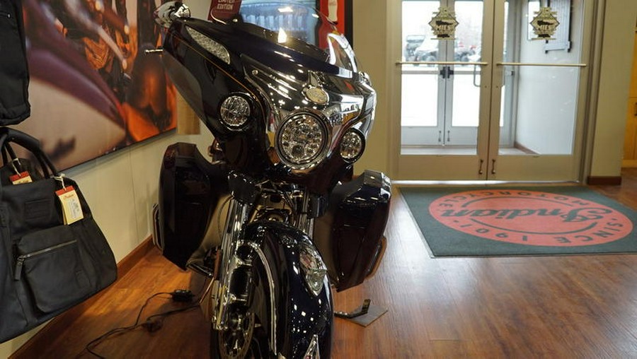 2025 Indian Motorcycle® Roadmaster® Elite Springfield Blue Candy