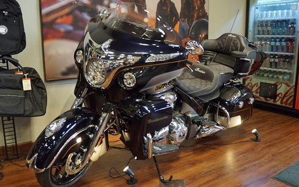 2025 Indian Motorcycle® Roadmaster® Elite Springfield Blue Candy