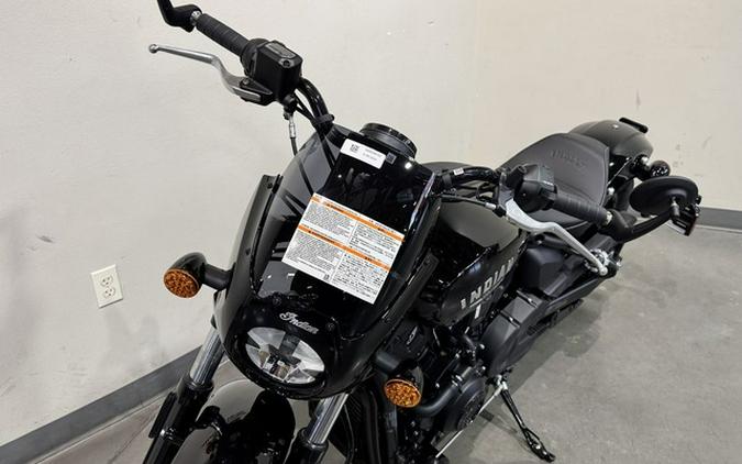 2025 Indian Sport Scout Limited +Tech Black Metallic