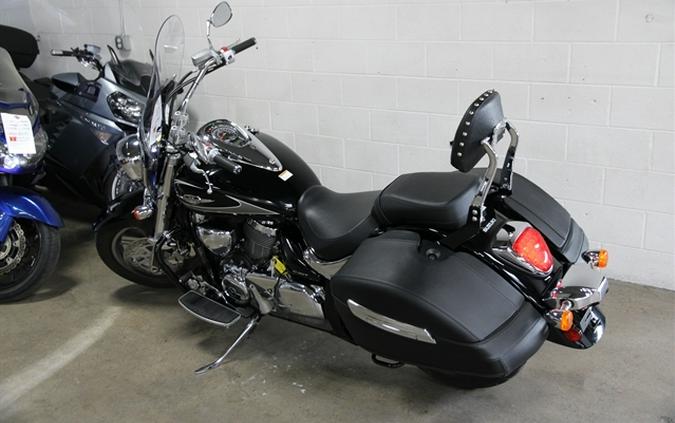 2018 SUZUKI BOULEVARD C90T