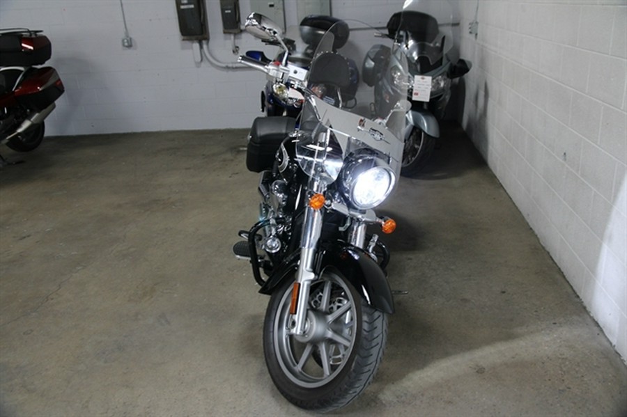 2018 SUZUKI BOULEVARD C90T