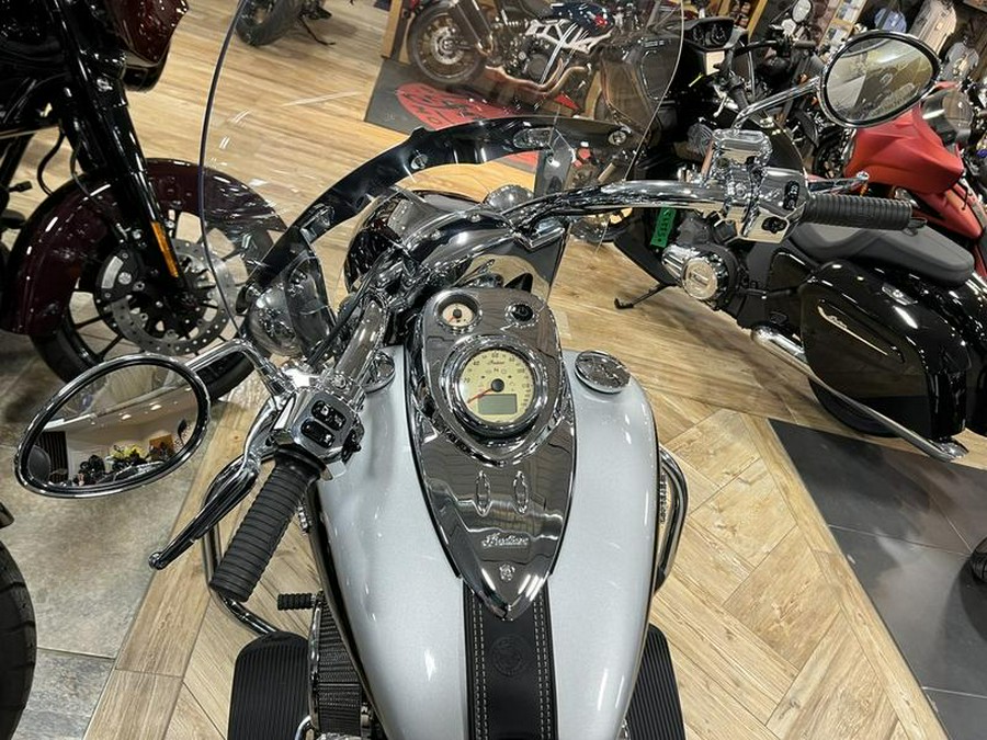 2018 Indian Motorcycle® Chief® Vintage ABS Star Silver over Thunder Black