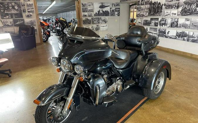 2015 Harley-Davidson® FLHTCUTG - Tri-Glide® Ultra