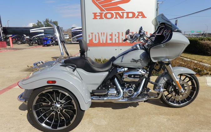 2024 Harley-Davidson Trike Road Glide® 3