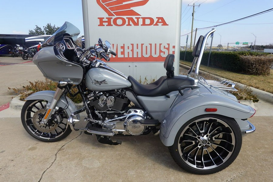 2024 Harley-Davidson Trike Road Glide® 3