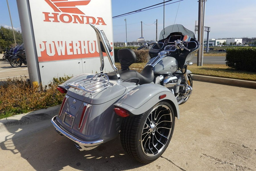 2024 Harley-Davidson Trike Road Glide® 3