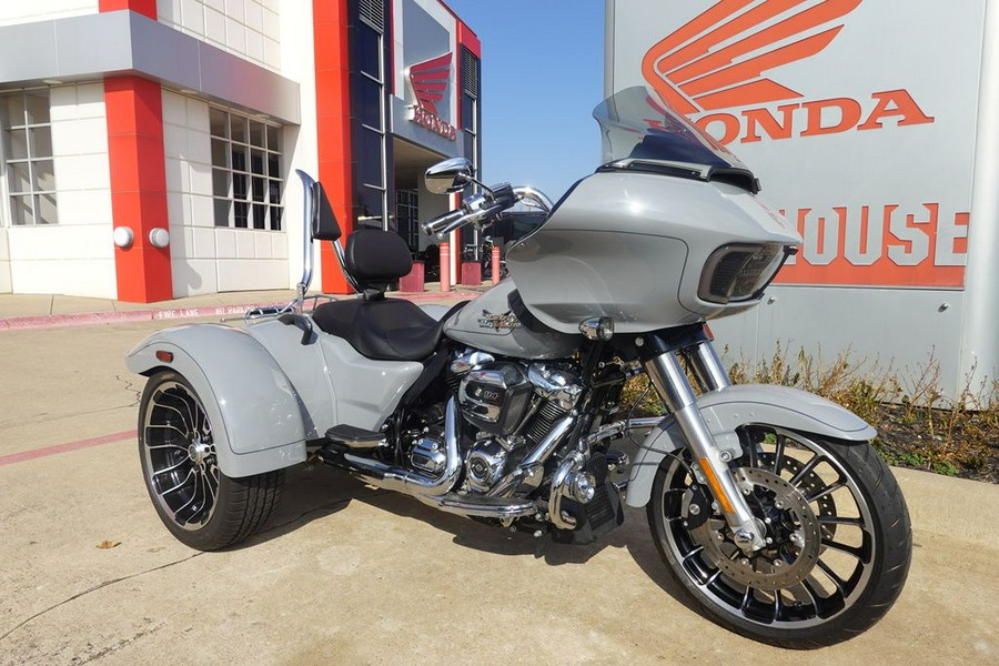 2024 Harley-Davidson Trike Road Glide® 3
