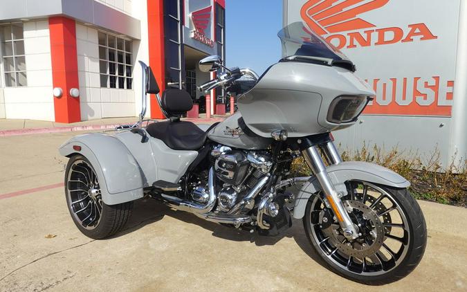 2024 Harley-Davidson Trike Road Glide® 3