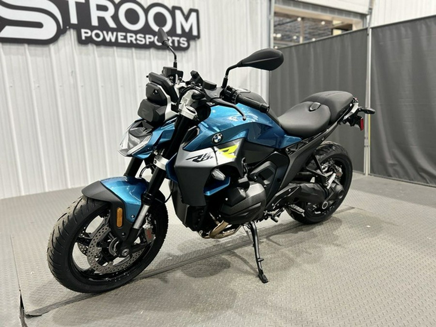 2026 BMW R 1300 R Snapper Rocks Blue 1300 R