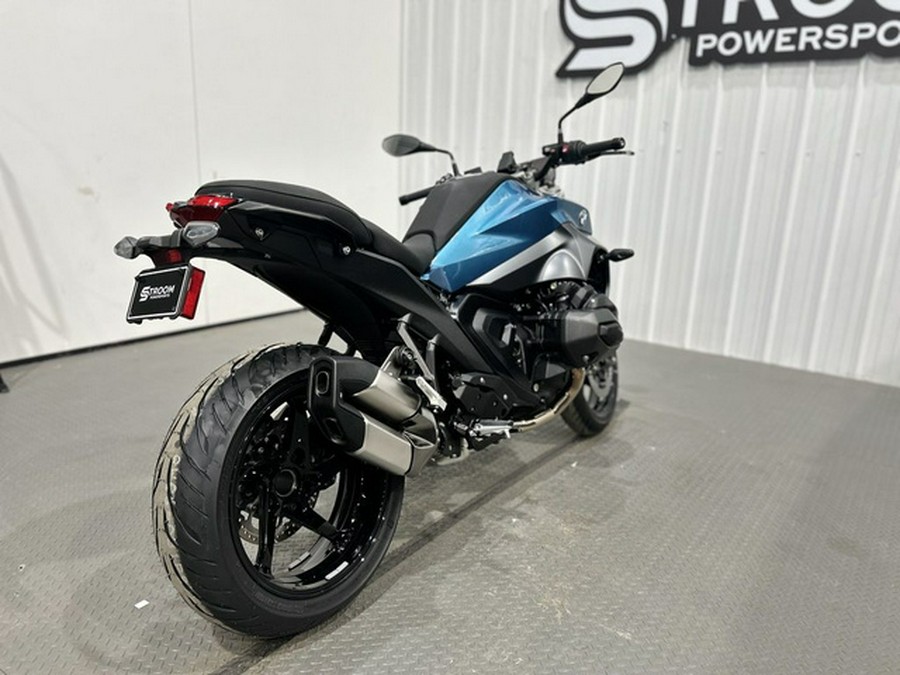 2026 BMW R 1300 R Snapper Rocks Blue 1300 R