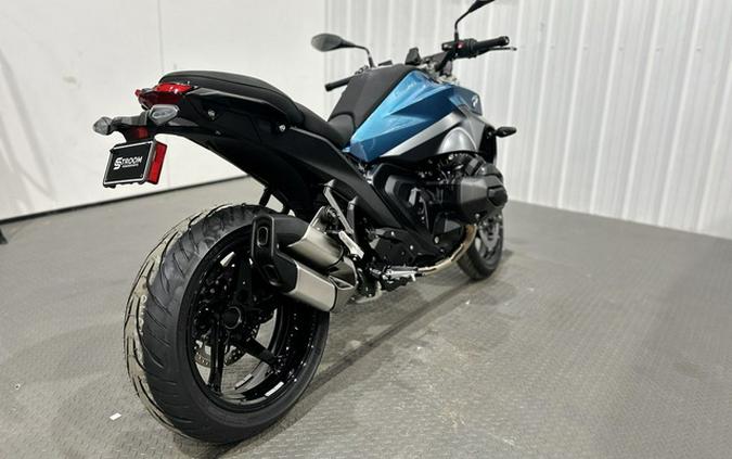 2026 BMW R 1300 R Snapper Rocks Blue 1300 R
