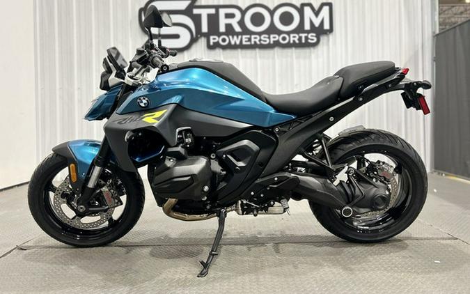 2026 BMW R 1300 R Snapper Rocks Blue 1300 R