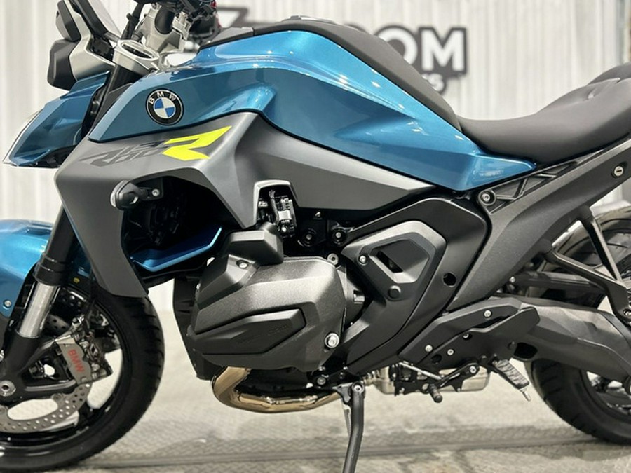 2026 BMW R 1300 R Snapper Rocks Blue 1300 R