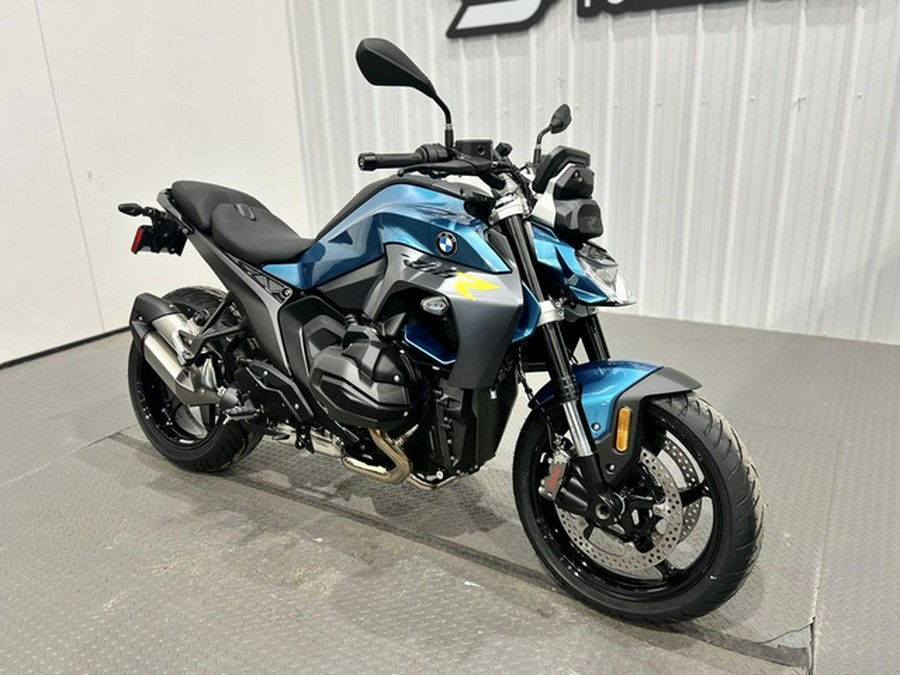 2026 BMW R 1300 R Snapper Rocks Blue 1300 R