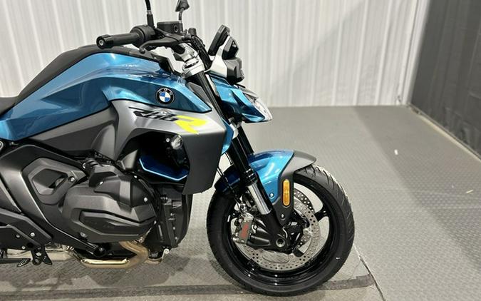 2026 BMW R 1300 R Snapper Rocks Blue 1300 R