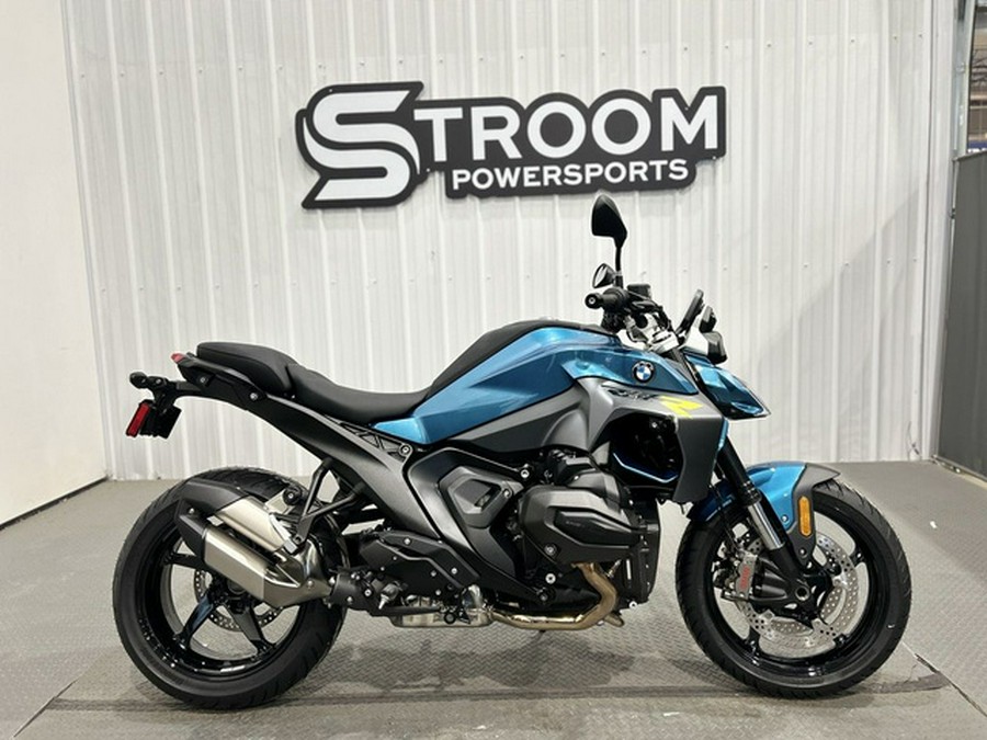 2026 BMW R 1300 R Snapper Rocks Blue 1300 R