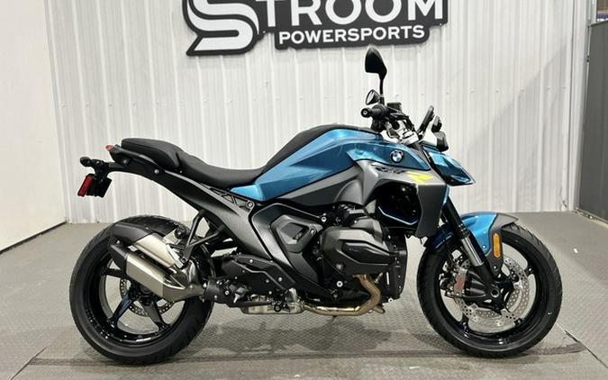 2026 BMW R 1300 R Snapper Rocks Blue 1300 R