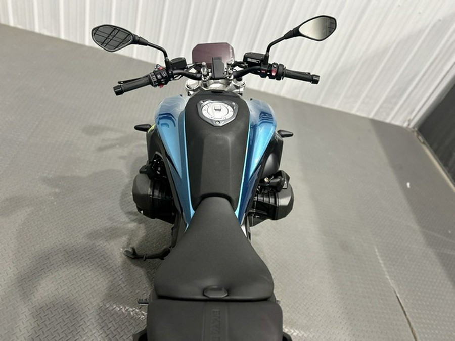 2026 BMW R 1300 R Snapper Rocks Blue 1300 R