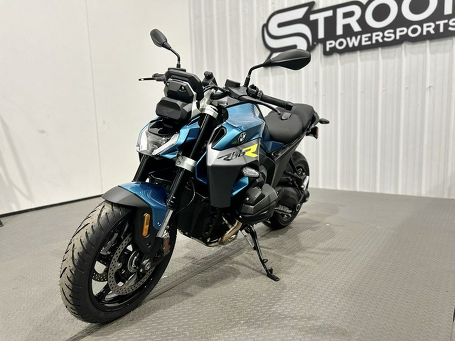 2026 BMW R 1300 R Snapper Rocks Blue 1300 R