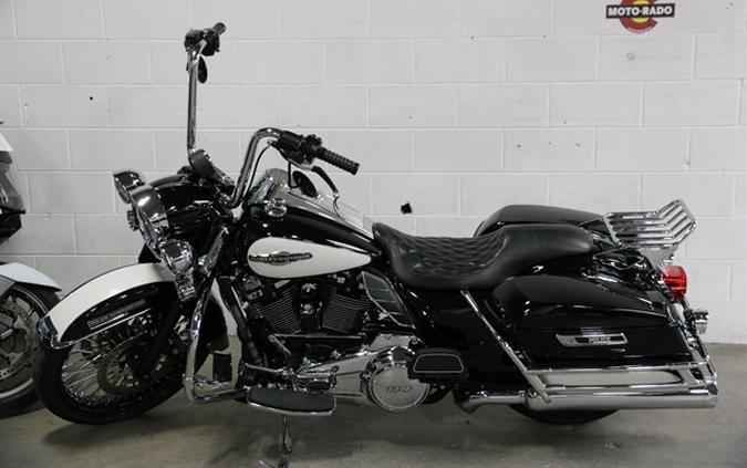 2019 HARLEY DAVIDSON Road King Police