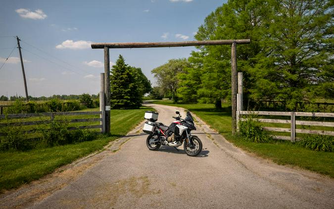 2023 Ducati Multistrada V4 Rally Brushed Aluminum & Matte Black