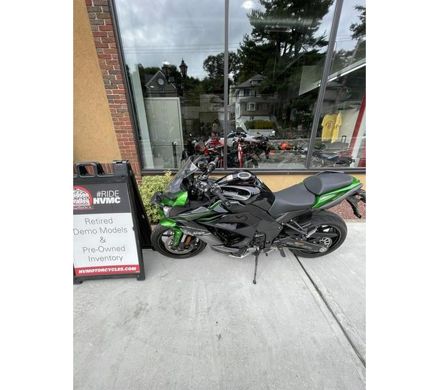 2023 Kawasaki Ninja® 1000SX