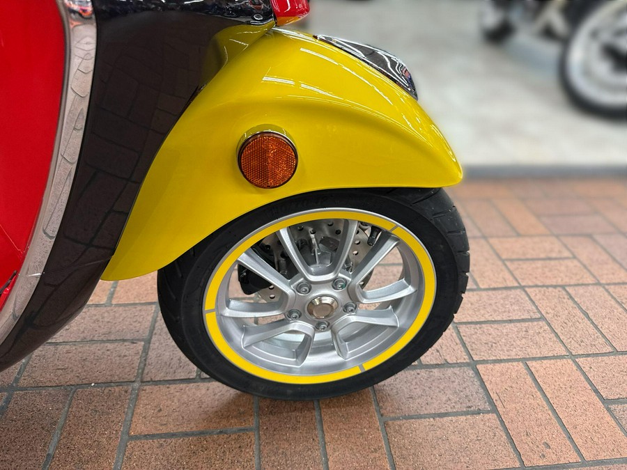 2023 Vespa PRIMAVERA 50 Mickey Mouse