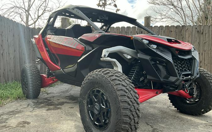 2024 Can-Am MAVERICK R X