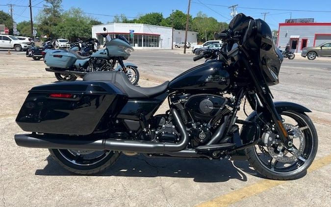 2024 Harley-Davidson Street Glide® Vivid Black