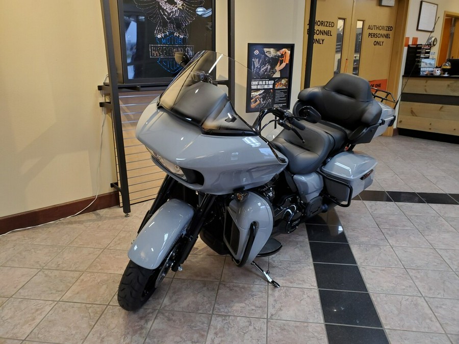 2024 Harley-Davidson Road Glide Limited Billiard Gray - Black Finish