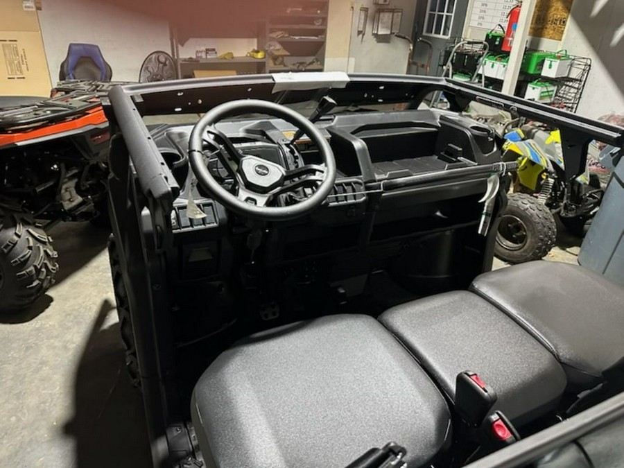 2026 Can-Am Defender DPS HD7