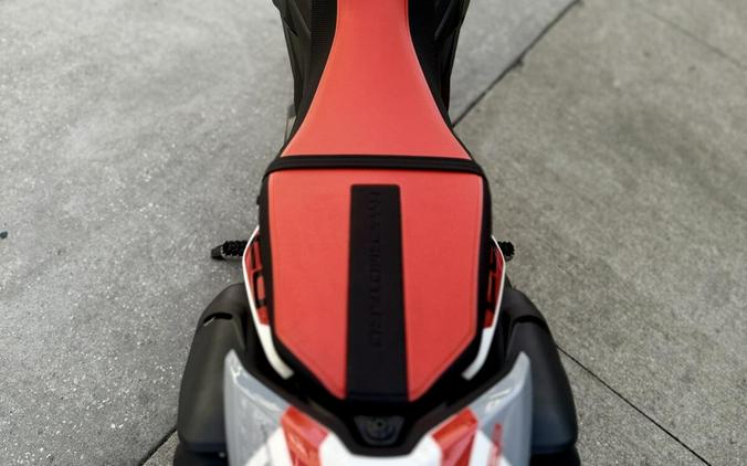 2027 Ducati HYPERMOTARD V2 SP