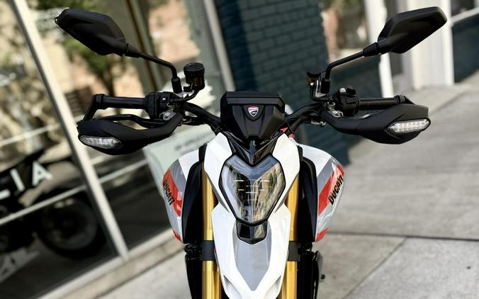 2027 Ducati HYPERMOTARD V2 SP